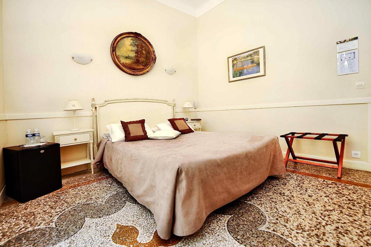 Nice Garden Hotel Room photo